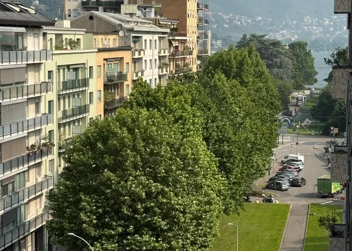 View Daire Como
